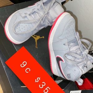 Toddler Jordan retro 1